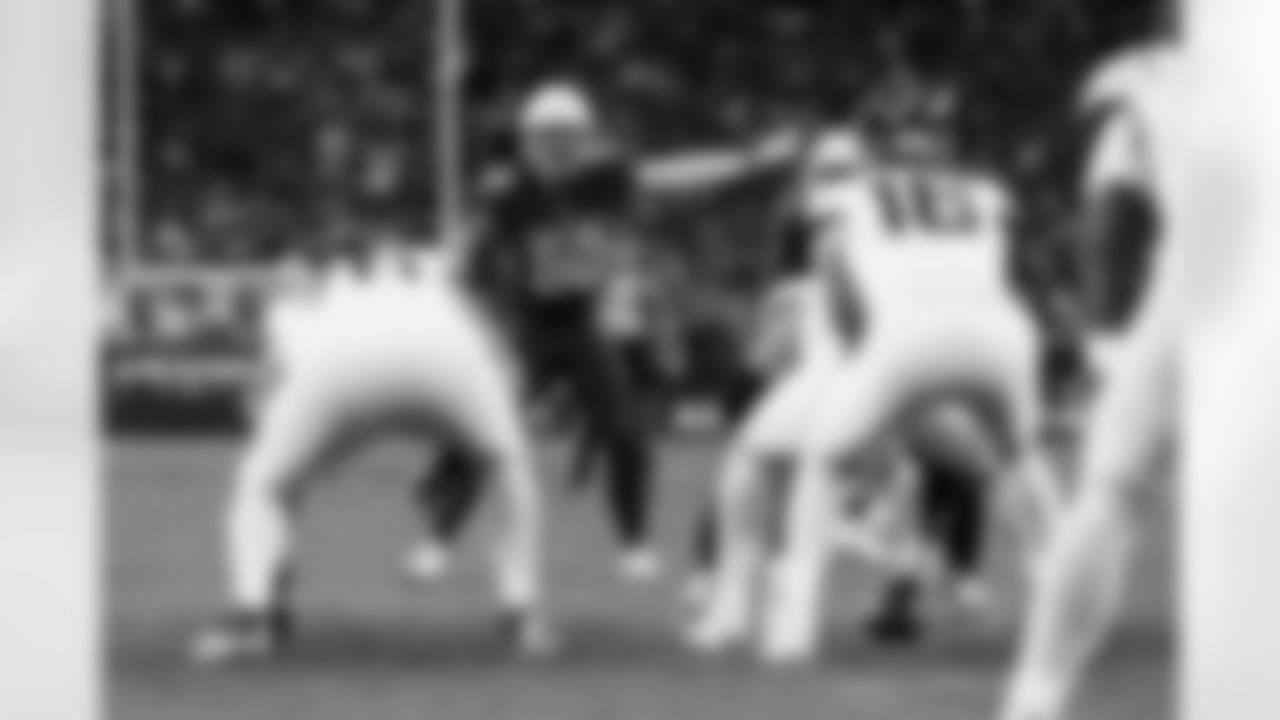 Arizona Cardinals linebacker Cody Simon (50) during the Week 12 regular season game between the Arizona Cardinals and the Jacksonville Jaguars on Sunday, Nov. 23, 2025 at State Farm Stadium.