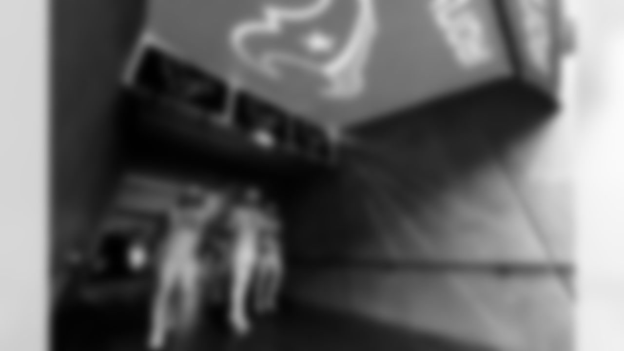 Arizona Cardinals quarterback Jacoby Brissett (7) , Arizona Cardinals offensive lineman Hjalte Froholdt (72) and Arizona Cardinals quarterback Kedon Slovis (19) during the Week 15 regular season game between the Arizona Cardinals and the Houston Texans on Sunday, Dec. 14, 2025 in Houston, TX.