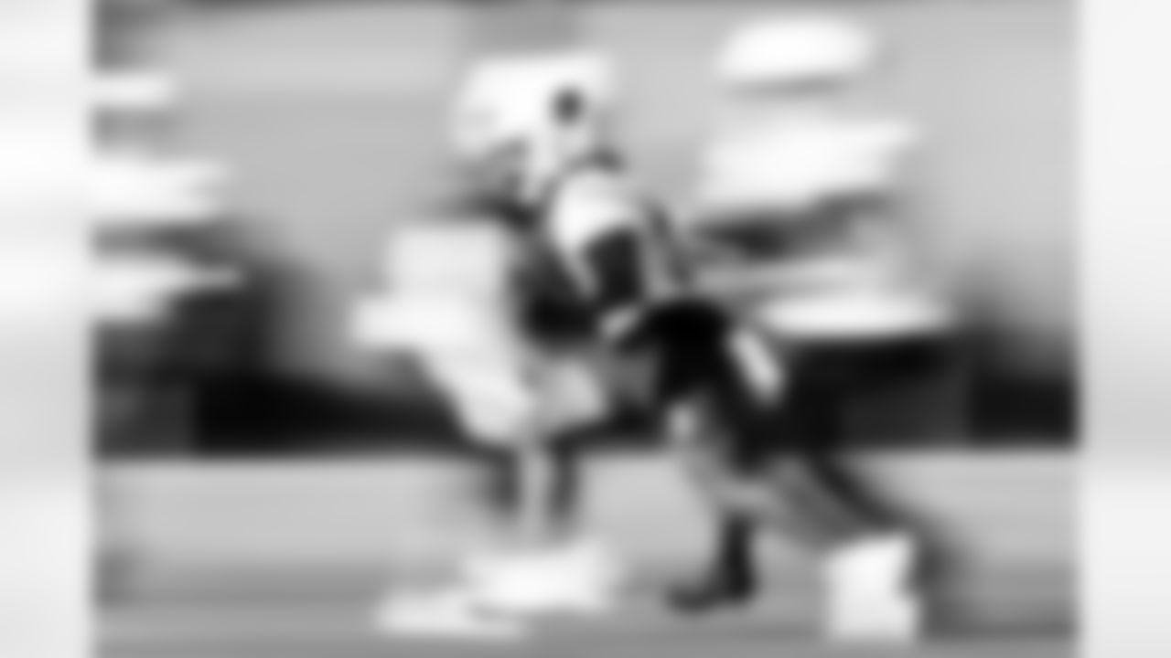 Arizona Cardinals running back Corey Kiner (37) during practice at the Dignity Health Training Facility on Wednesday, Dec. 10, 2025 in Tempe, AZ.