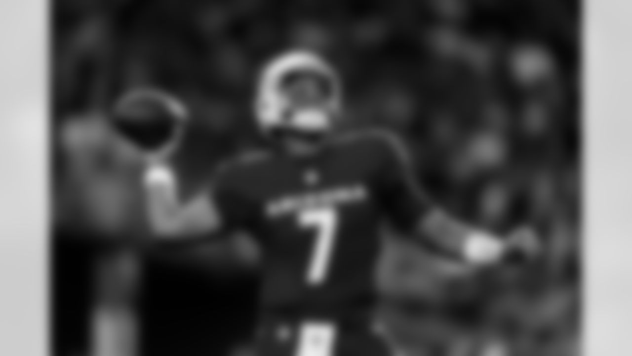 Arizona Cardinals quarterback Jacoby Brissett (7) during the Week 12 regular season game between the Arizona Cardinals and the Jacksonville Jaguars on Sunday, Nov. 23, 2025 at State Farm Stadium.