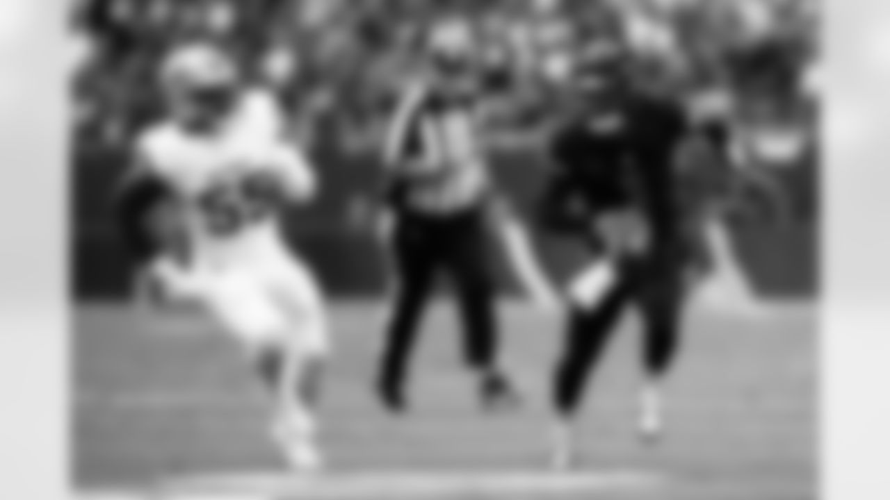 Arizona Cardinals quarterback Kyler Murray (1) during the Week 3 regular season game between the Arizona Cardinals and the Detroit Lions on Sunday, Sep. 22, 2024 at State Farm Stadium.
