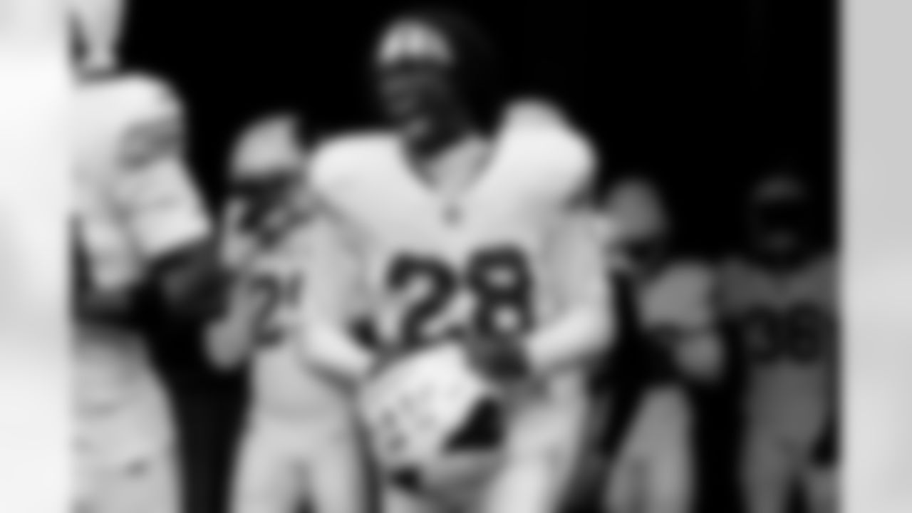 Arizona Cardinals cornerback Elijah Jones (28) during the Week 17 regular season game between the Arizona Cardinals and the Cincinnati Bengals on Sunday, Dec. 28, 2025 in Cincinnati, OH.