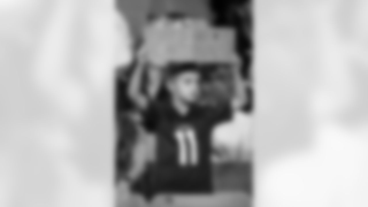 Fans during the Week 1 preseason game between the Arizona Cardinals and the Kansas City Chiefs on Saturday, Aug. 9, 2025 at State Farm Stadium.