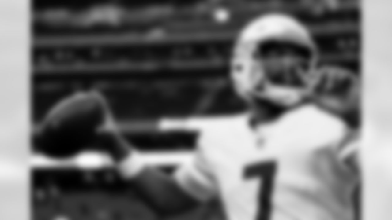 Arizona Cardinals quarterback Jacoby Brissett (7) during the Week 15 regular season game between the Arizona Cardinals and the Houston Texans on Sunday, Dec. 14, 2025 in Houston, TX.