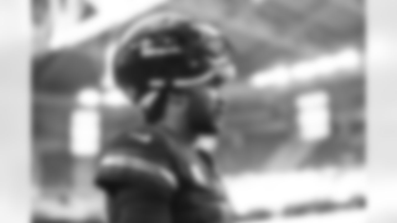 Arizona Cardinals quarterback Kyler Murray (1) during the Week 12 regular season game between the Arizona Cardinals and the Los Angeles Rams on Sunday, Nov 26, 2023 at State Farm Stadium.