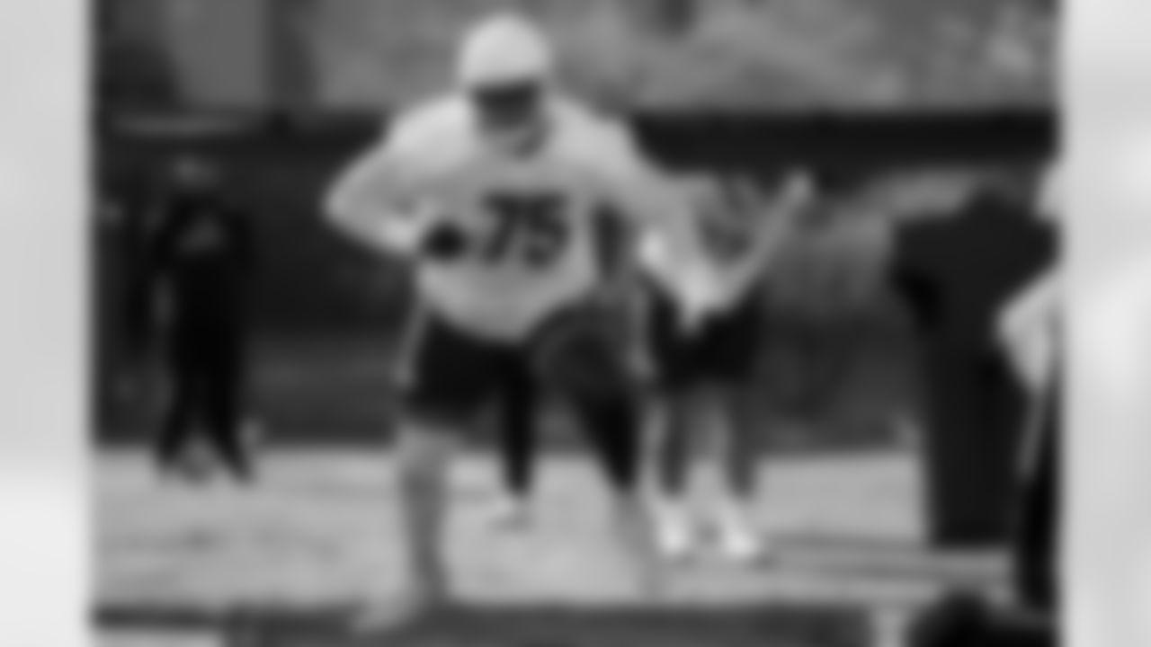 Arizona Cardinals offensive lineman Christian Jones (75) during practice at the Dignity Health Training Facility on Thursday, Dec. 18, 2025 in Tempe, AZ.