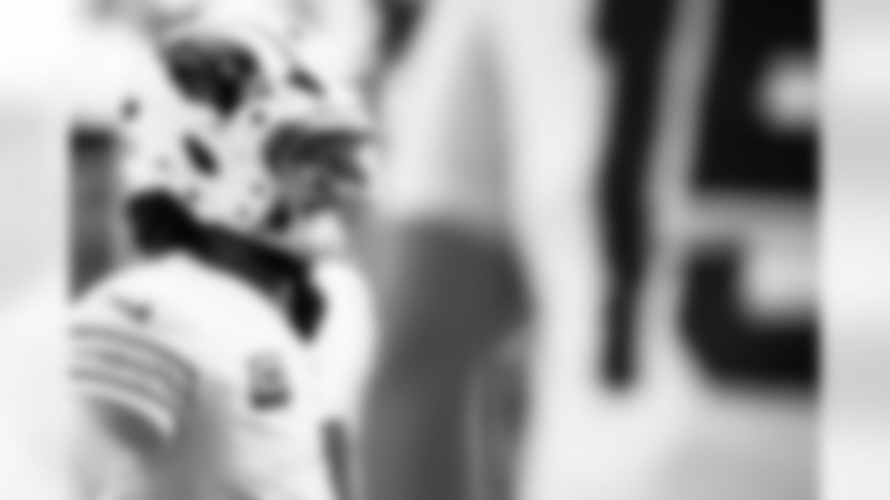 Arizona Cardinals quarterback Kyler Murray (1) during the Week 15 regular season game between the Arizona Cardinals and the New England Patriots on Sunday, Dec 15, 2024 at State Farm Stadium.