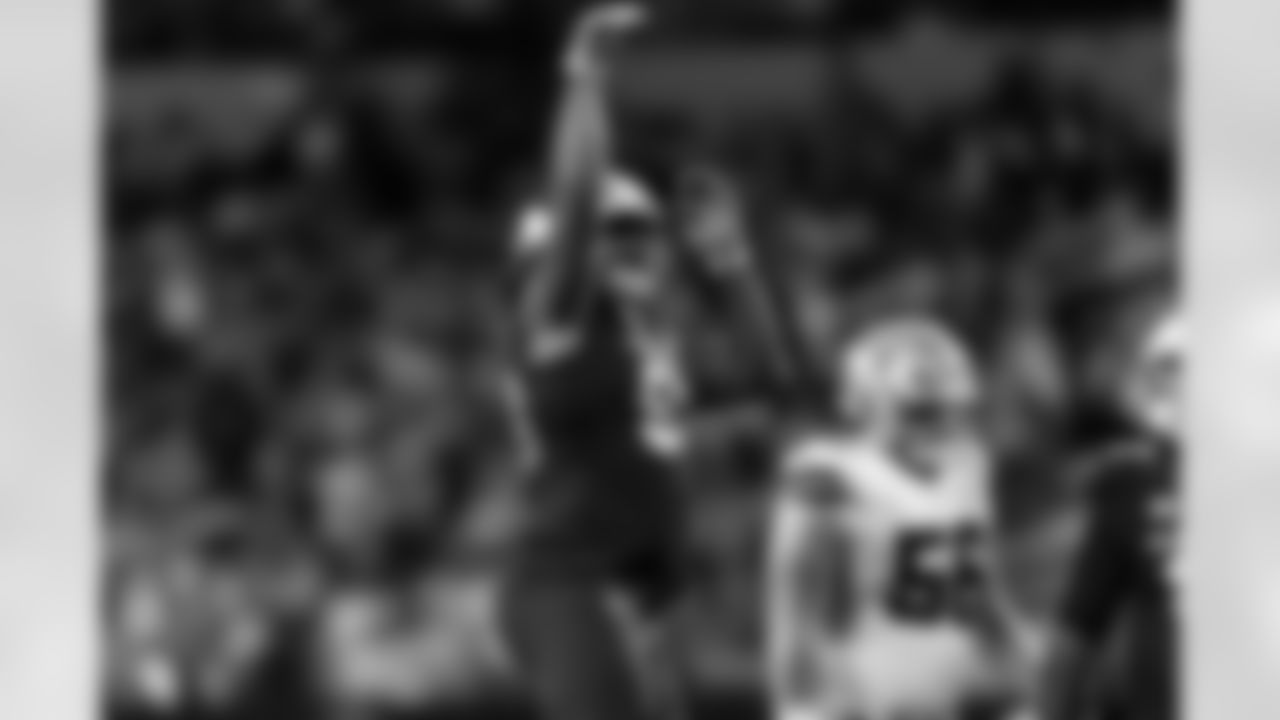 Arizona Cardinals defensive lineman Calais Campbell (93) during the Week 9 regular season game between the Arizona Cardinals and the Dallas Cowboys on Monday, Nov. 3, 2025 in Arlington, TX.