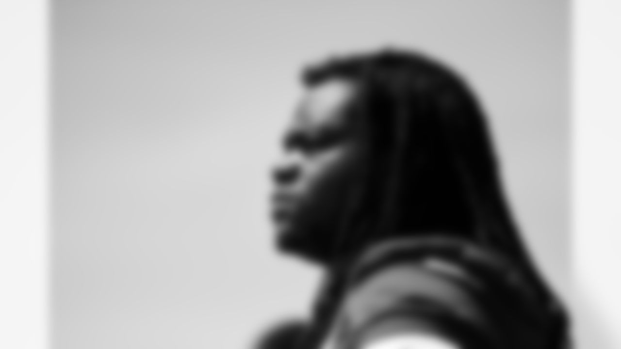 Arizona Cardinals running back DeeJay Dallas (20) during 2025 Minicamp at the Dignity Health Training Facility on Wednesday, June 11, 2025 in Tempe, AZ.