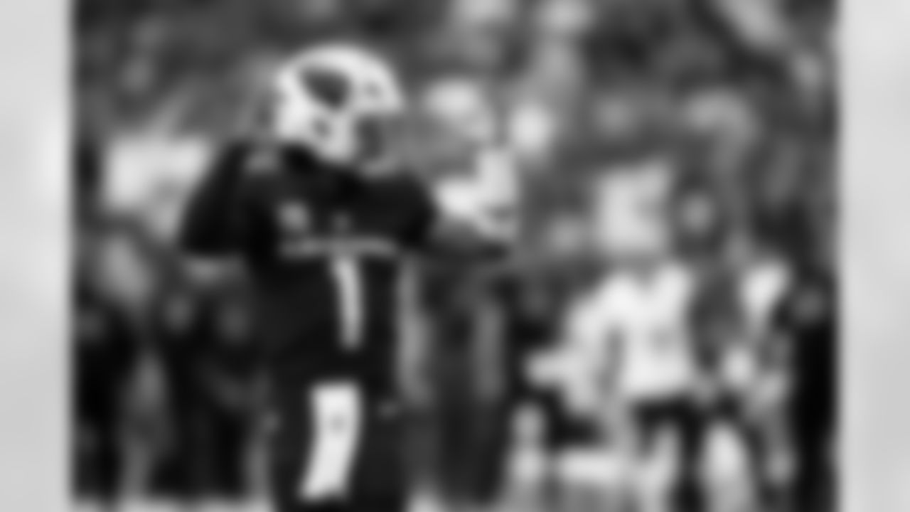 Arizona Cardinals quarterback Kyler Murray (1) during the Week 4 regular season game between the Arizona Cardinals and the Washington Commanders on Sunday, Sep. 29, 2024 at State Farm Stadium.