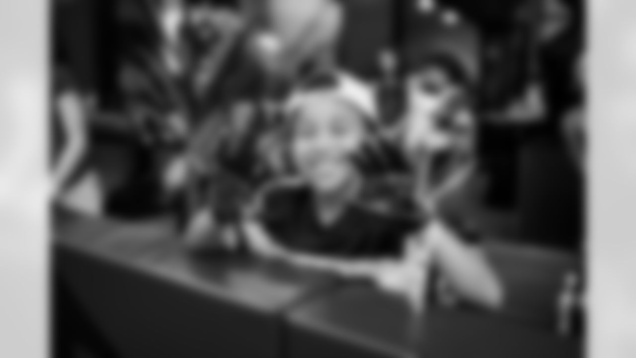 Fans during the Week 2 regular season game between the Arizona Cardinals and the Carolina Panthers on Sunday, Sep. 14, 2025 at State Farm Stadium.