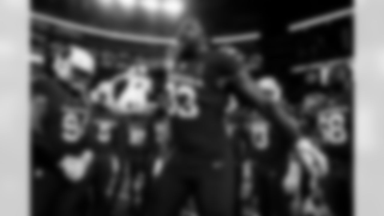 Arizona Cardinals defensive lineman Calais Campbell (93) during the Week 9 regular season game between the Arizona Cardinals and the Dallas Cowboys on Monday, Nov. 3, 2025 in Arlington, TX.