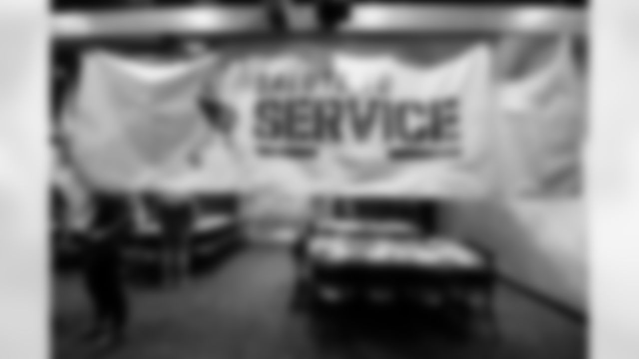 The Arizona Cardinals host veterans, members from the Pat Tillman Foundation, Civics leaders, and TAPS members at Benihana to honor those who serve on Monday, Nov. 10, 2025 in Tempe, AZ.