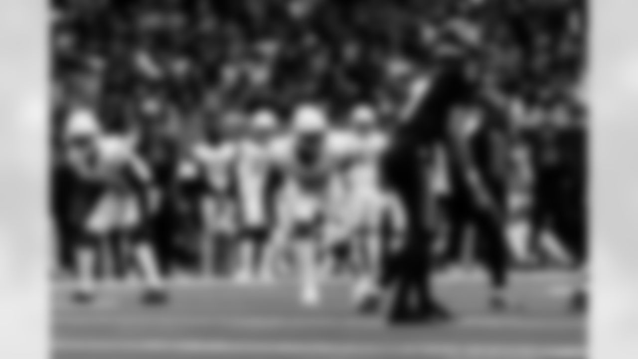 Arizona Cardinals linebacker Josh Sweat (10) during the Week 15 regular season game between the Arizona Cardinals and the Houston Texans on Sunday, Dec. 14, 2025 in Houston, TX.