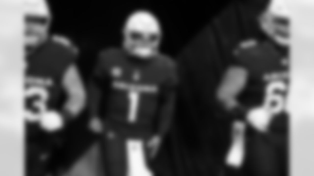 Arizona Cardinals quarterback Kyler Murray (1) during the Week 16 regular season game between the Arizona Cardinals and the Chicago Bears on Sunday, Dec 24, 2023 in Chicago, IL.