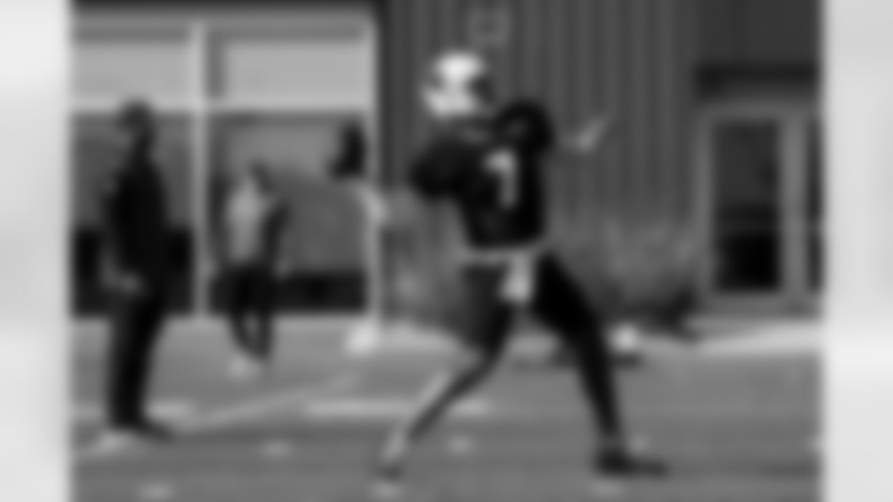 Arizona Cardinals quarterback Jacoby Brissett (7) during practice at the Dignity Health Training Facility on Wednesday, Dec. 3, 2025 in Tempe, AZ.