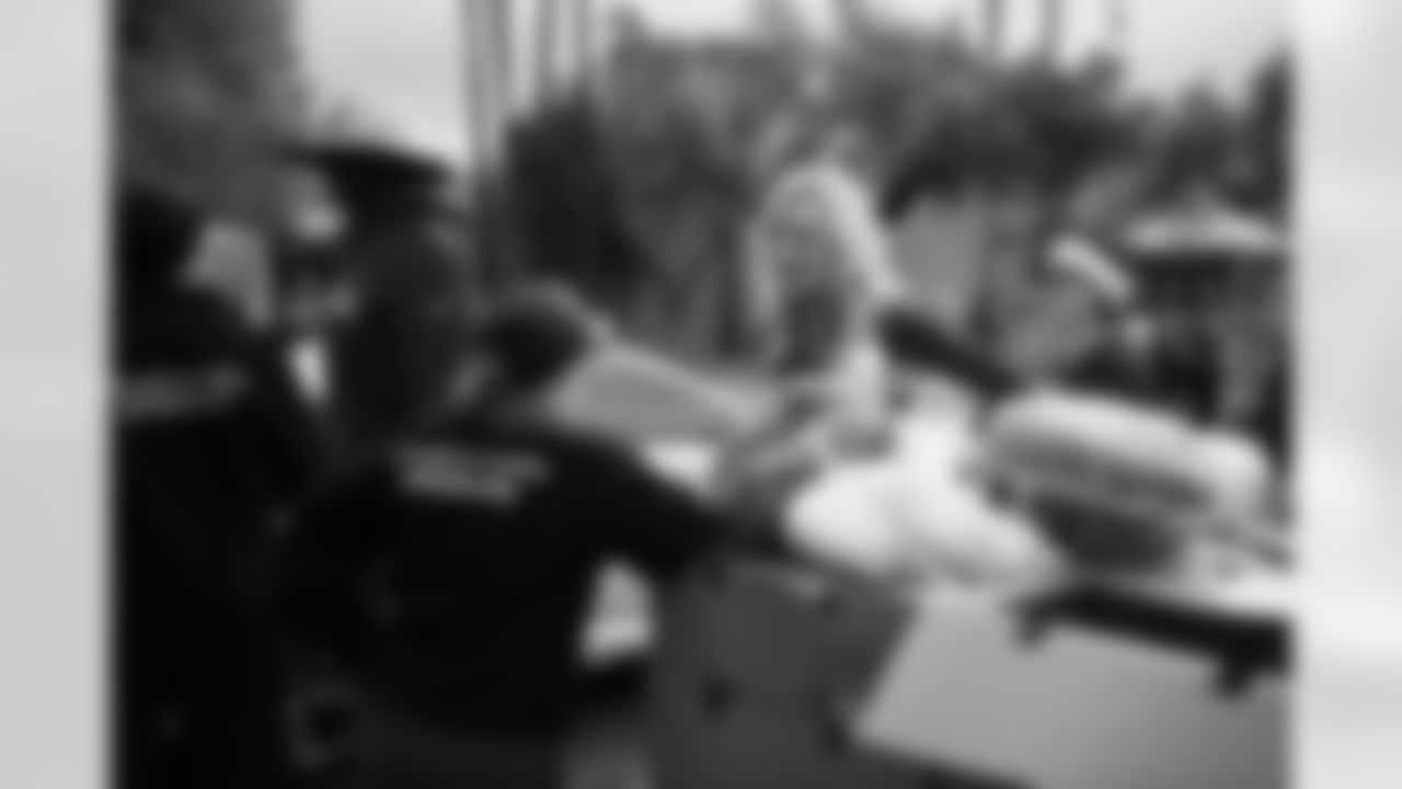 State Farm, Desert Financial Credit Union, and the Arizona Cardinals teamed up with United Food Bank to donate meals to local families in need at Mesa Convention Center on Wednesday, Nov. 19, 2025 in Mesa, AZ.