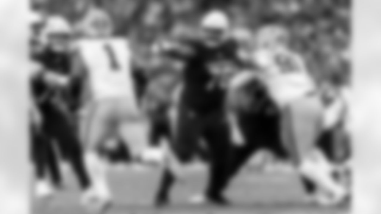 Arizona Cardinals offensive lineman Will Hernandez (76) during the Week 7 regular season game between the Arizona Cardinals and the Green Bay Packers on Sunday, Oct. 19, 2025 at State Farm Stadium.