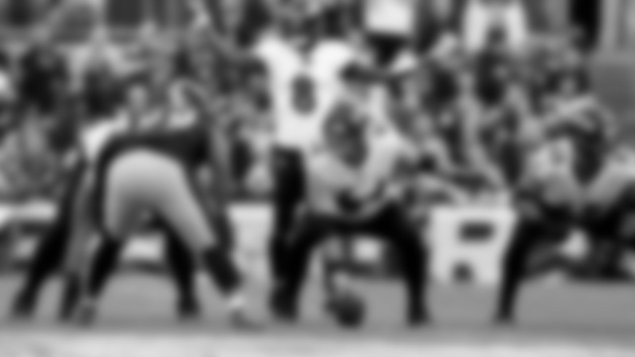 Baltimore Ravens Tyler Lindenbaum (64) call signals during an NFL football game against the Pittsburgh Steelers on Sunday, Nov. 17, 2024. (AP Photo/Gregory Payan)