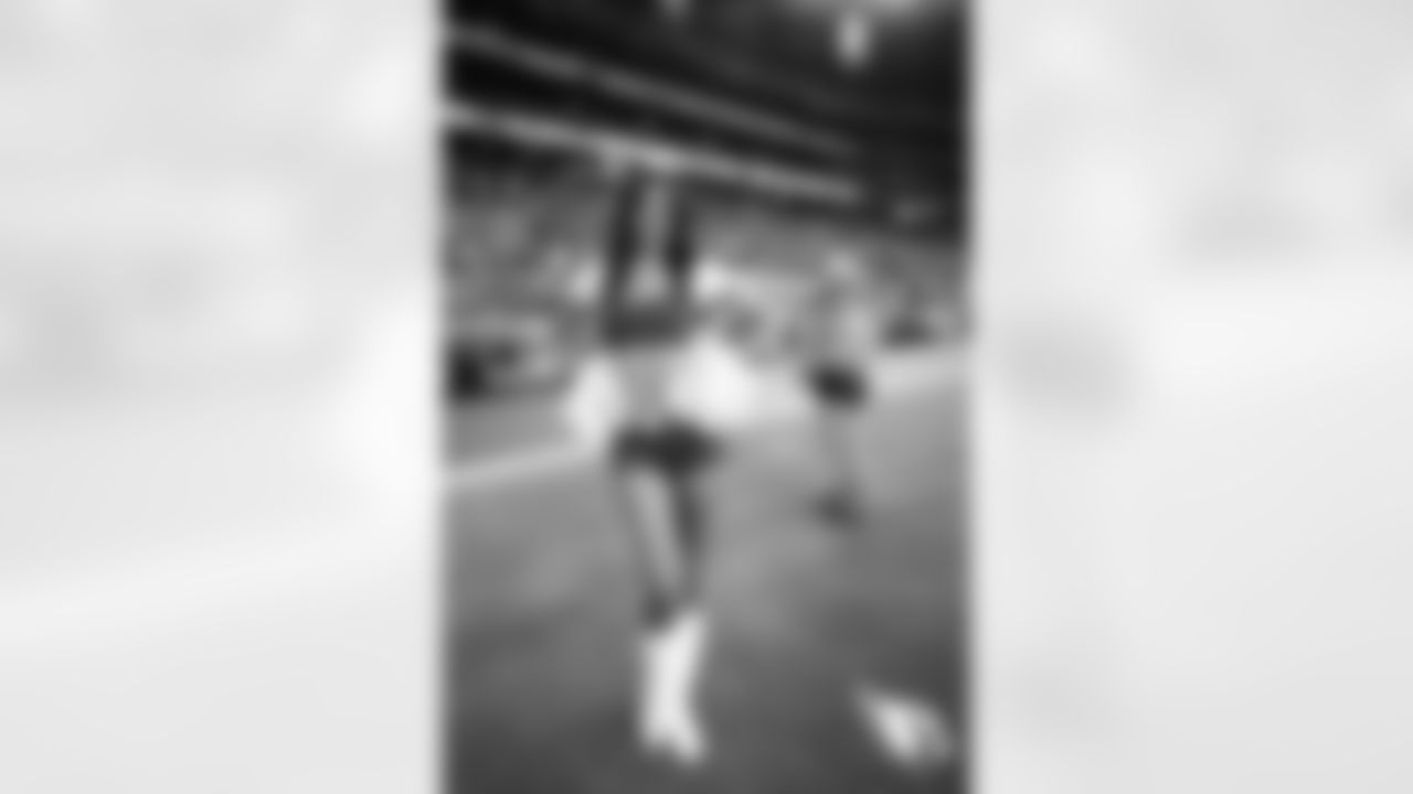 cheerleaders vs ravens_00154