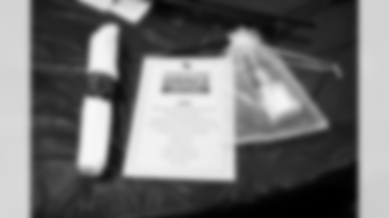 The Arizona Cardinals and Phoenix Rescue Mission host families for a Thanksgiving meal event on Monday, Nov. 24, 2025 in Phoenix, AZ.