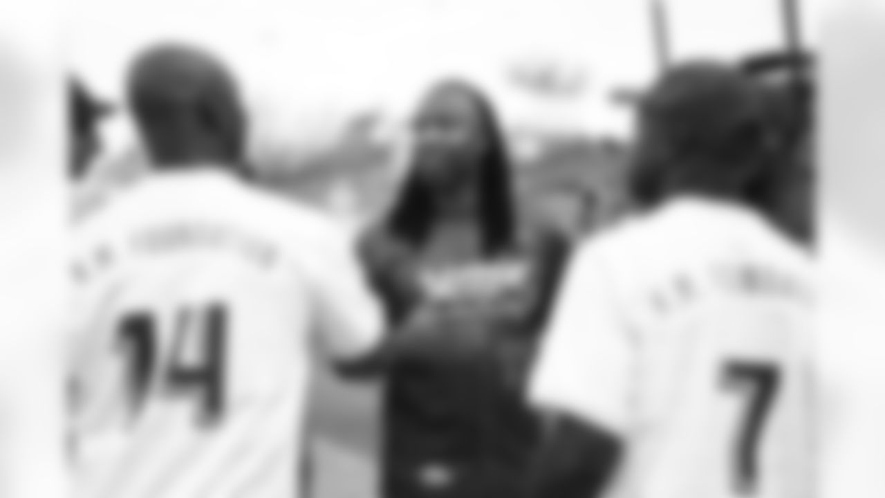 Arizona Cardinals quarterback Kyler Murray (1) hosts his inaugural Kyler Murray Foundation Charity Celebrity Softball Game at Salt River Fields at Talking Stick on Saturday, May 17, 2025 in Scottsdale, AZ.