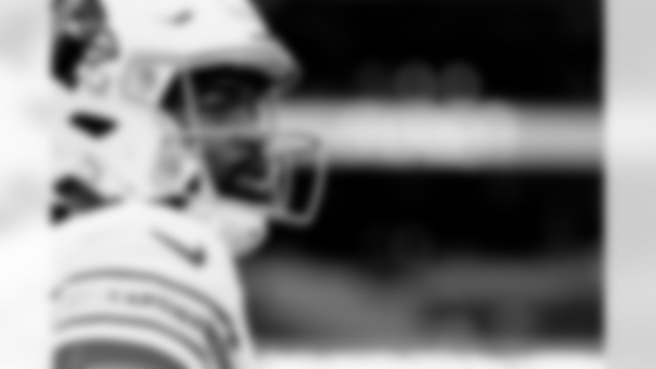 Arizona Cardinals quarterback Jacoby Brissett (7) during the Week 16 regular season game between the Arizona Cardinals and the Atlanta Falcons on Sunday, Dec. 21, 2025 at State Farm Stadium.