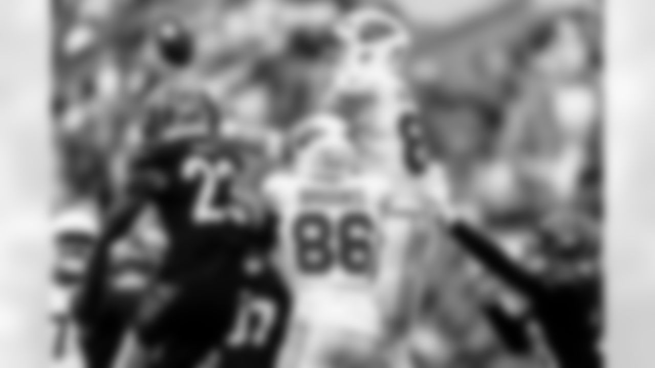 Arizona Cardinals tight end Trey McBride (85) during the Week 17 regular season game between the Arizona Cardinals and the Cincinnati Bengals on Sunday, Dec. 28, 2025 in Cincinnati, OH.