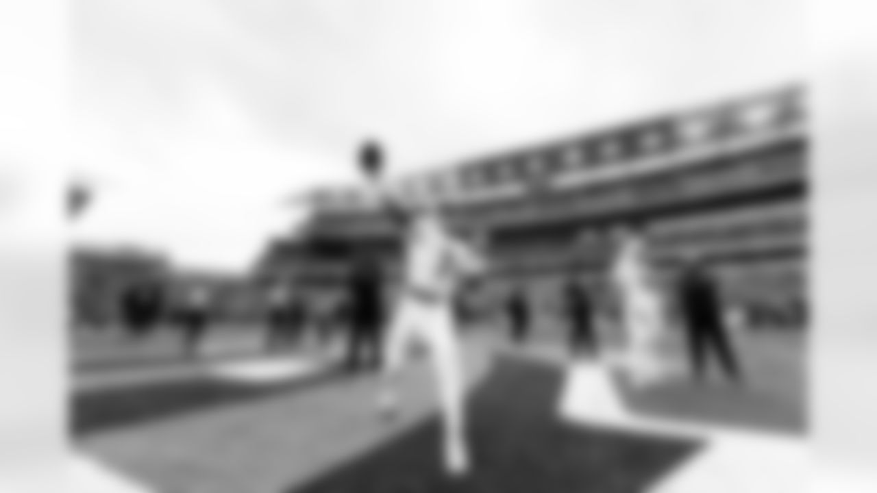 Arizona Cardinals quarterback Jacoby Brissett (7) during the Week 17 regular season game between the Arizona Cardinals and the Cincinnati Bengals on Sunday, Dec. 28, 2025 in Cincinnati, OH.