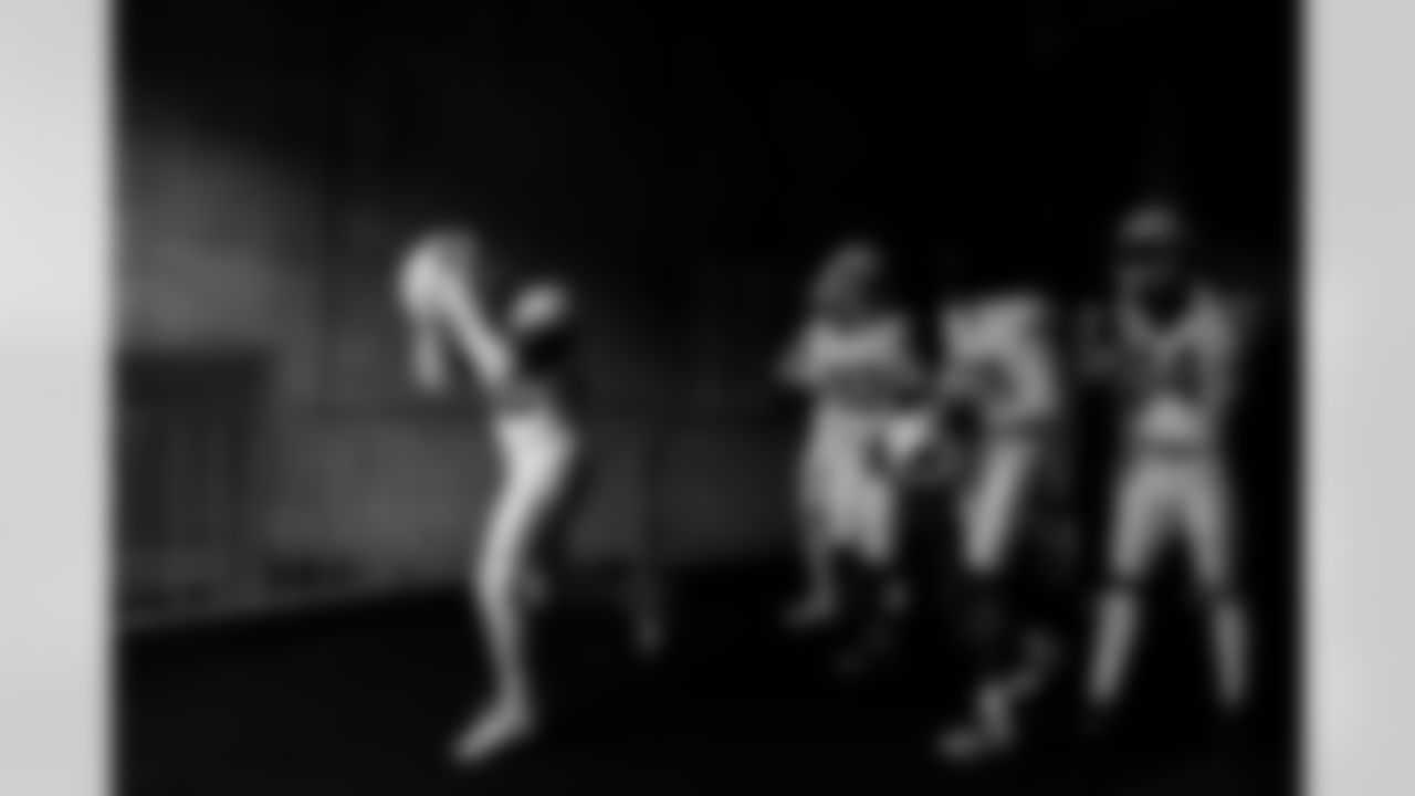 Arizona Cardinals safety Dadrion "Rabbit" Taylor-Demerson (42) during the Week 17 regular season game between the Arizona Cardinals and the Cincinnati Bengals on Sunday, Dec. 28, 2025 in Cincinnati, OH.