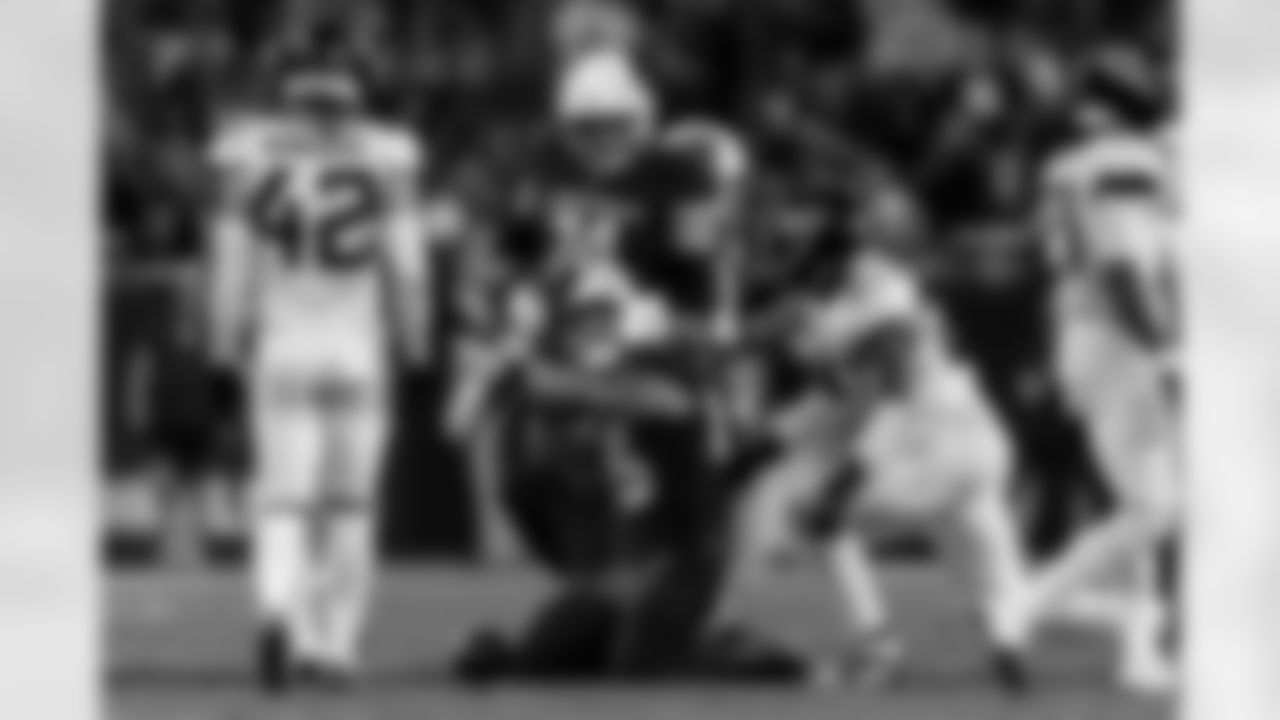 Arizona Cardinals tight end Trey McBride (85) during the Week 12 regular season game between the Arizona Cardinals and the Jacksonville Jaguars on Sunday, Nov. 23, 2025 at State Farm Stadium.