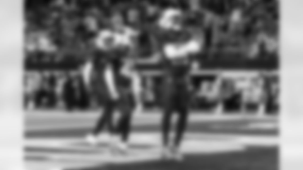 Arizona Cardinals cornerback Denzel Burke (29), Arizona Cardinals cornerback Garrett Williams (21) and Arizona Cardinals safety Dadrion "Rabbit" Taylor-Demerson (42) during the Week 9 regular season game between the Arizona Cardinals and the Dallas Cowboys on Monday, Nov. 3, 2025 in Arlington, TX.