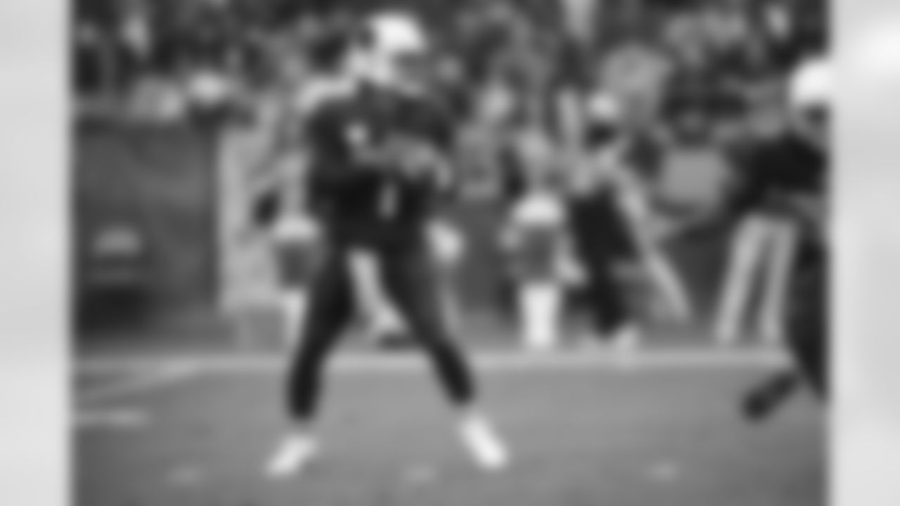 Arizona Cardinals quarterback Kyler Murray (1) during the Week 10 regular season game between the Arizona Cardinals and the Atlanta Falcons on Sunday, Nov 12, 2023 in Glendale, AZ.