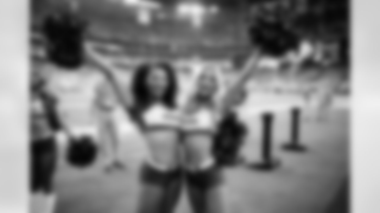 SEAHAWKS 198