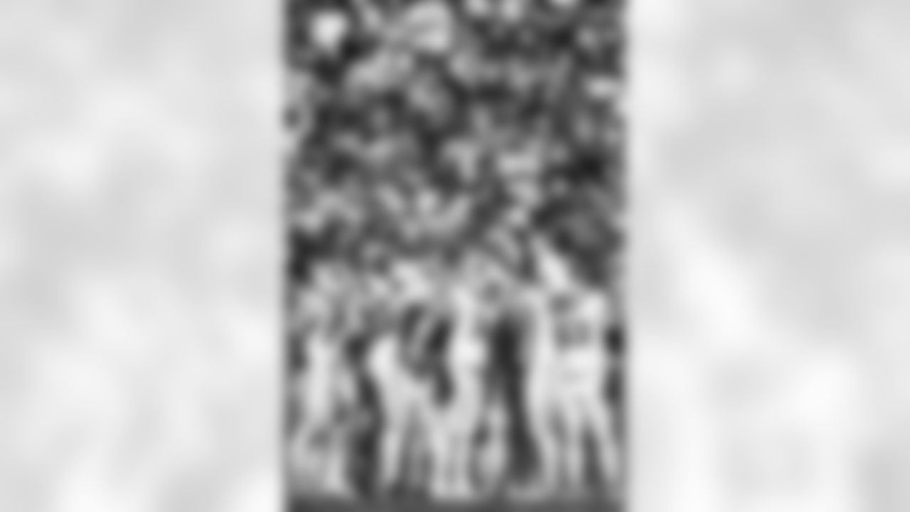 The Arizona Cardinals during the Week 13 regular season game between the Arizona Cardinals and the Tampa Bay Buccaneers on Sunday, Nov. 30, 2025 in Tampa, FL.