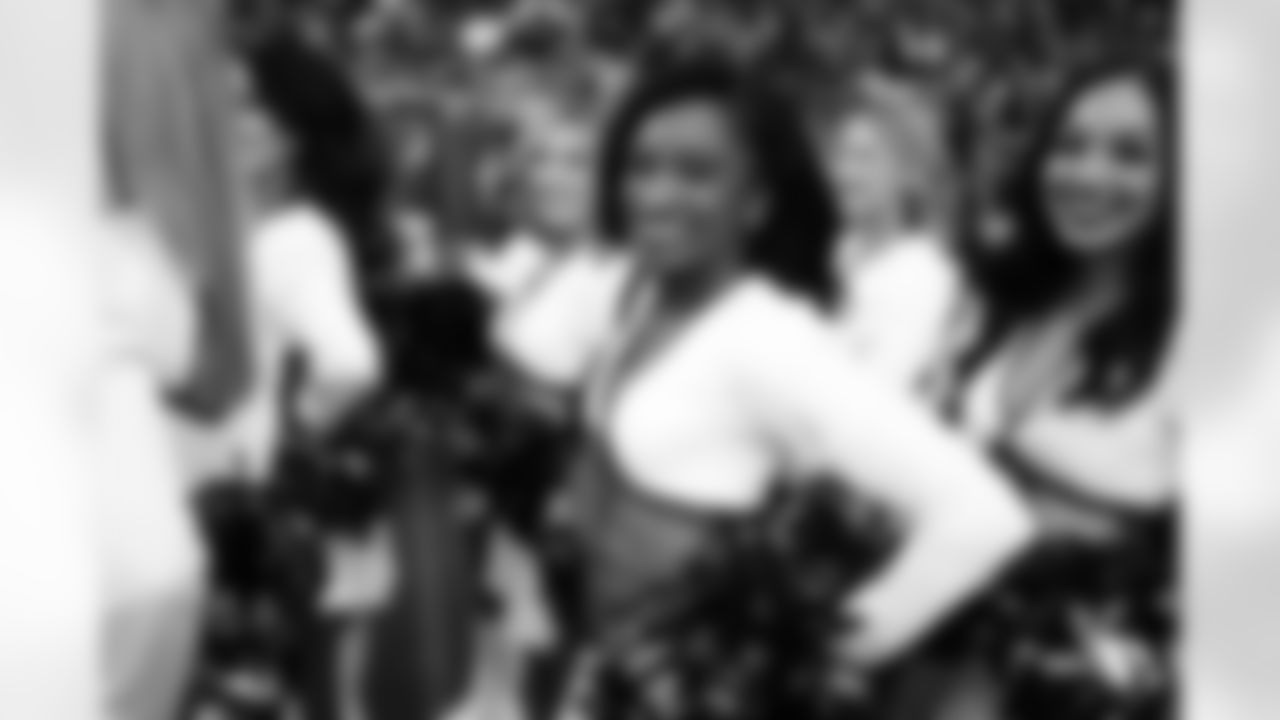 cheerleaders vs ravens_00054