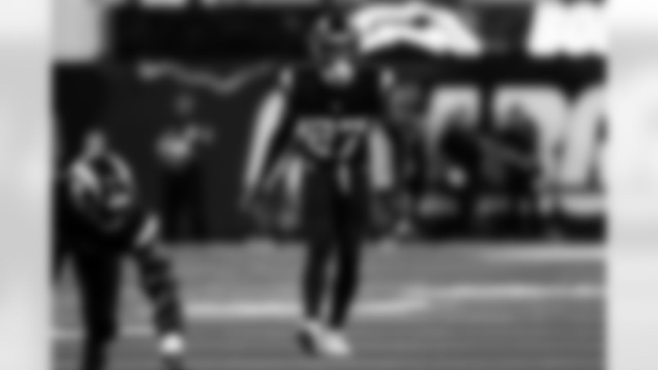 Take a look back at the best photos of the Chargers 2025 draft class in their inaugural NFL campaign.