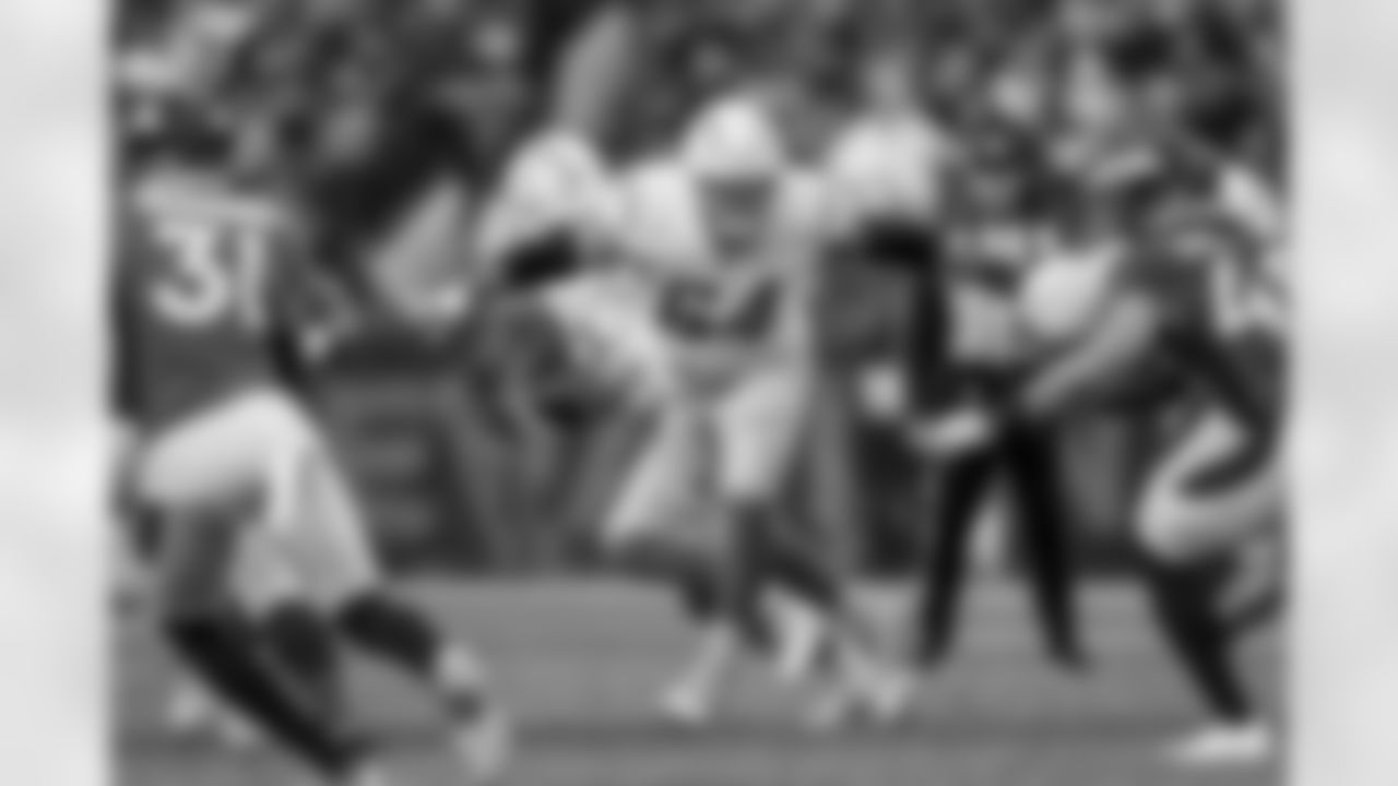 The Los Angeles Chargers play the Denver Broncos on Sunday, December 31, 2023 at Empower Field at Mile High in Denver, CO.
[FINAL SCORE: DEN 16 - LAC 9]