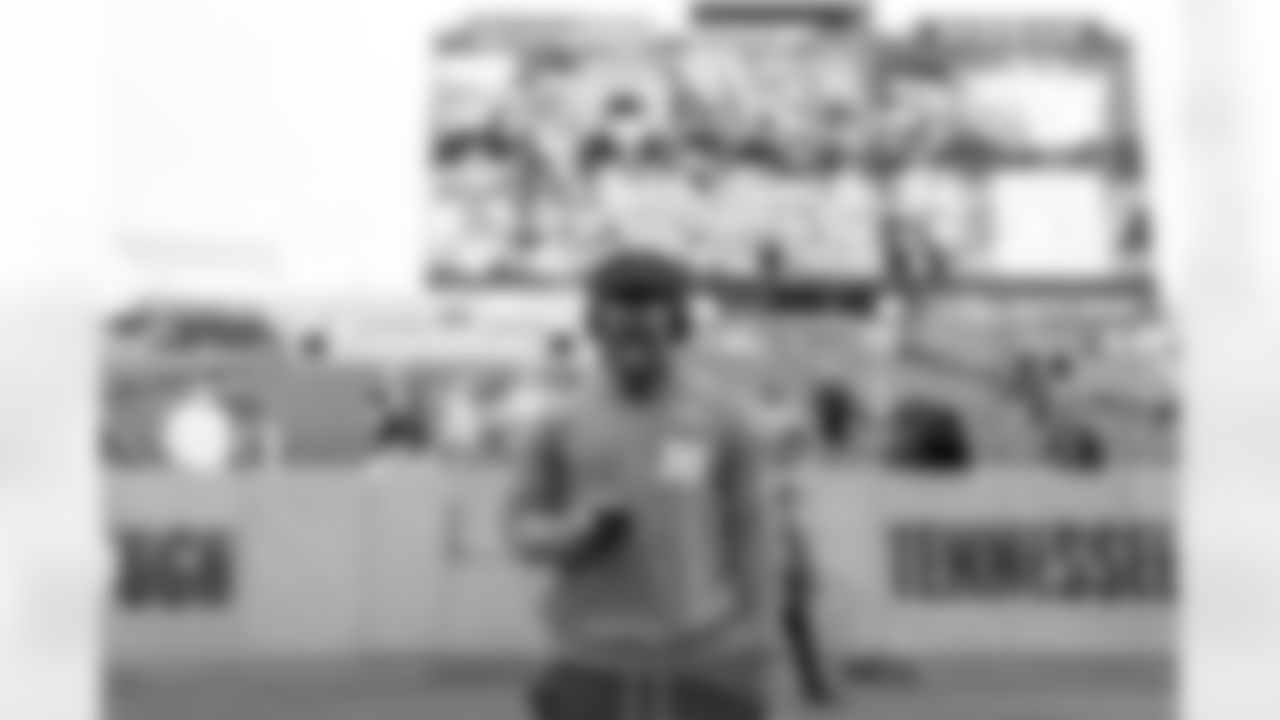 Check out the best shots from the Chargers Week 9 matchup against the Titans!