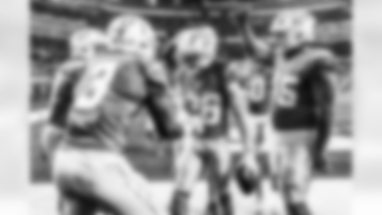 Take a look back at the Chargers Week 10 matchup with the Steelers in monochrome.