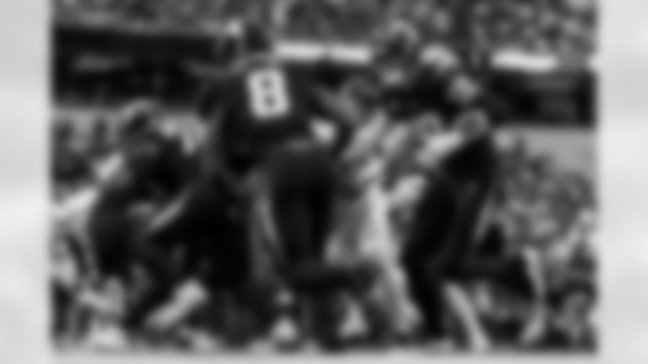 Check out the best shots from the Chargers Week 17 matchup against the Texans!