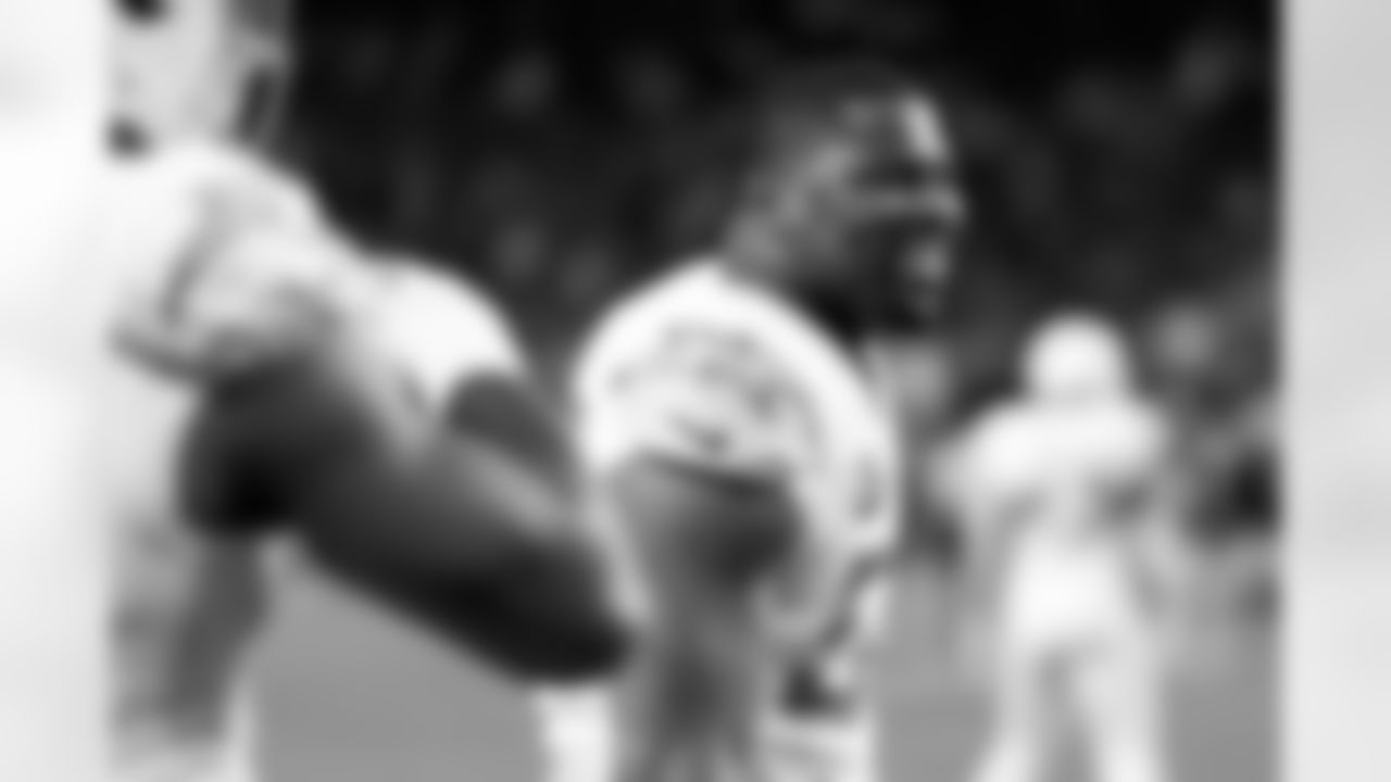 The Los Angeles Chargers play the Las Vegas Raiders on Thursday, December 14, 2023 at Allegiant Stadium in Las Vegas, NV.
[FINAL SCORE: LV 63 - LV 21]