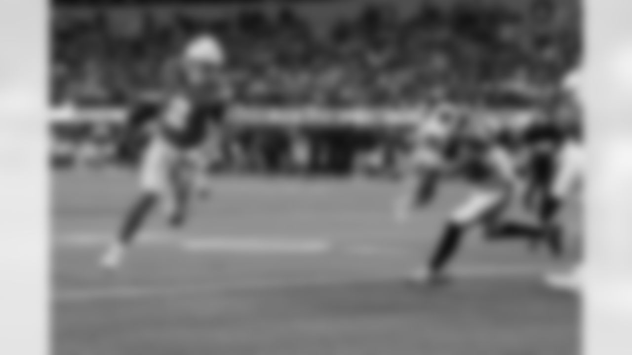 The Los Angeles Chargers play the Buffalo Bills on Saturday, December 23, 2023 at SoFi Stadium in Inglewood, CA.
[FINAL SCORE: BUF 24 - LAC 22]