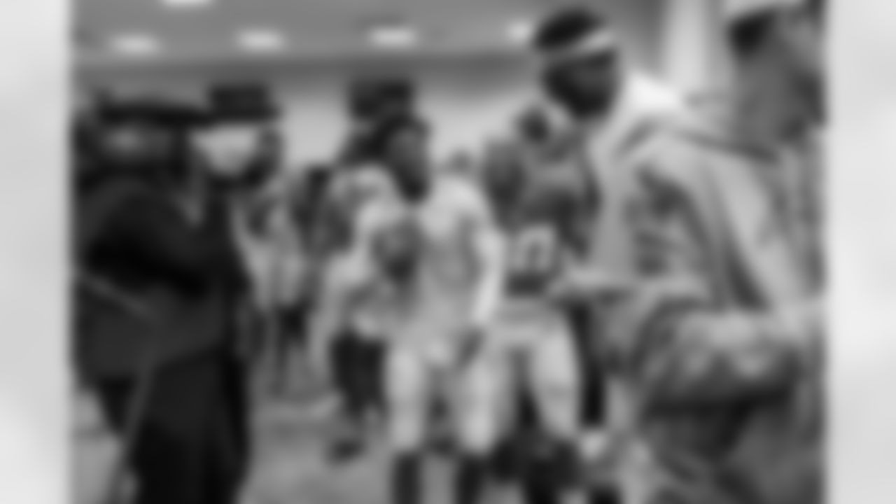 The Los Angeles Chargers play the New York Jets on Monday, November 6, 2023 at MetLife Stadium in East Rutherford, NJ.
[FINAL SCORE: LAC 27 - NYJ 6]