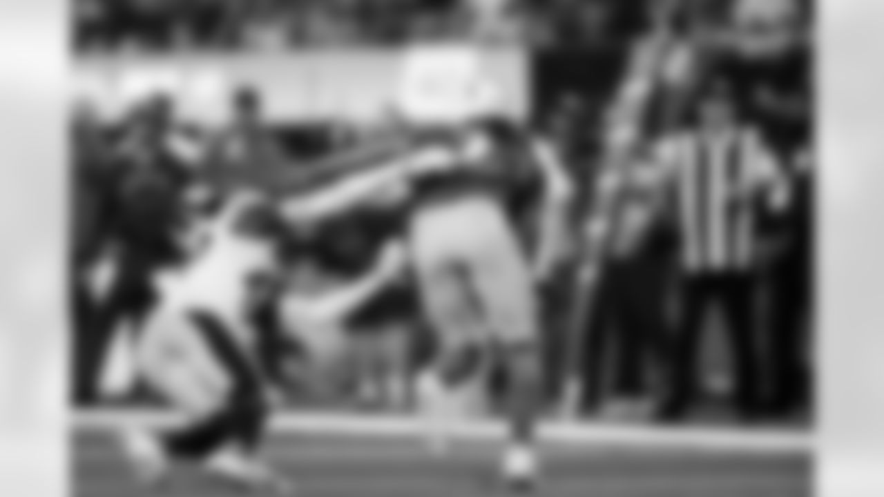 WR Quentin Johnston (1)