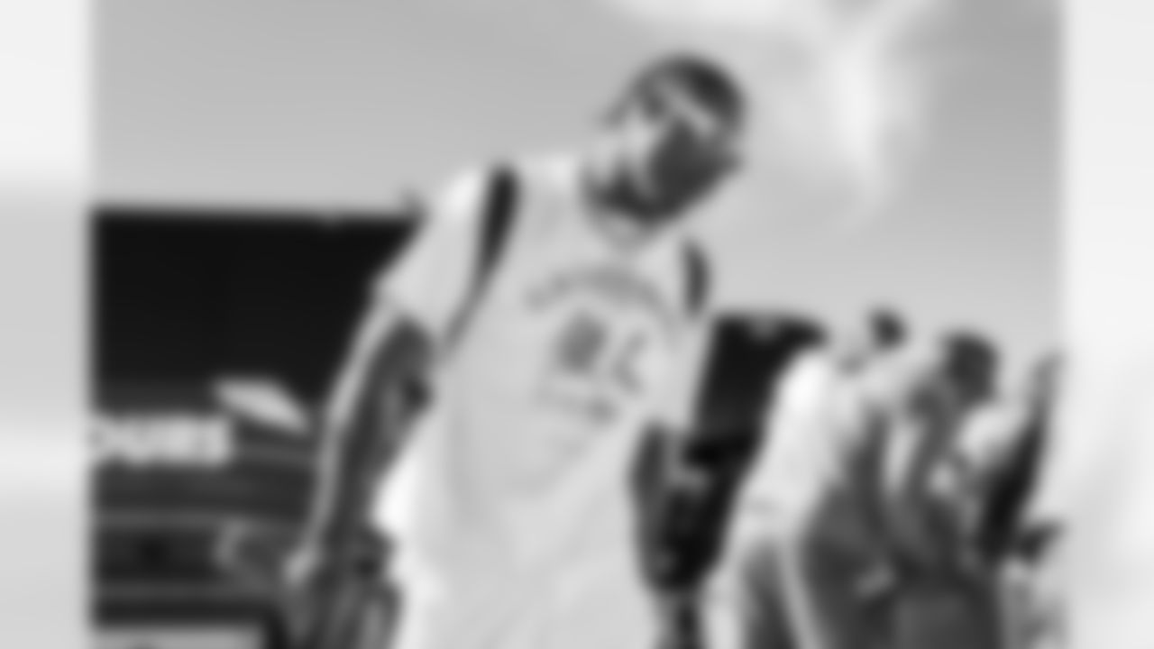 Los Angeles Chargers S Derwin James Jr. (3) travels to New England on Friday, Jan. 9, 2025 for the Wild Card matchup against the New England Patriots.