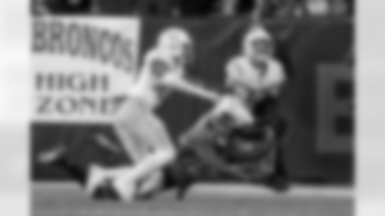 The Los Angeles Chargers play the Denver Broncos on Sunday, December 31, 2023 at Empower Field at Mile High in Denver, CO.
[FINAL SCORE: DEN 16 - LAC 9]