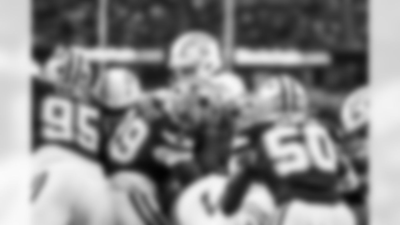 QB Justin Herbert (10)