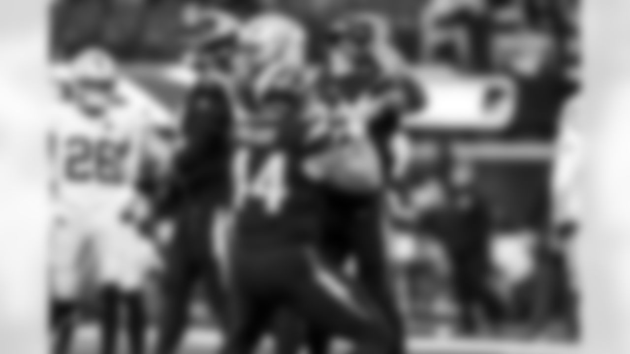 DL Scott Matlock (44) and RB Jaret Patterson (32)