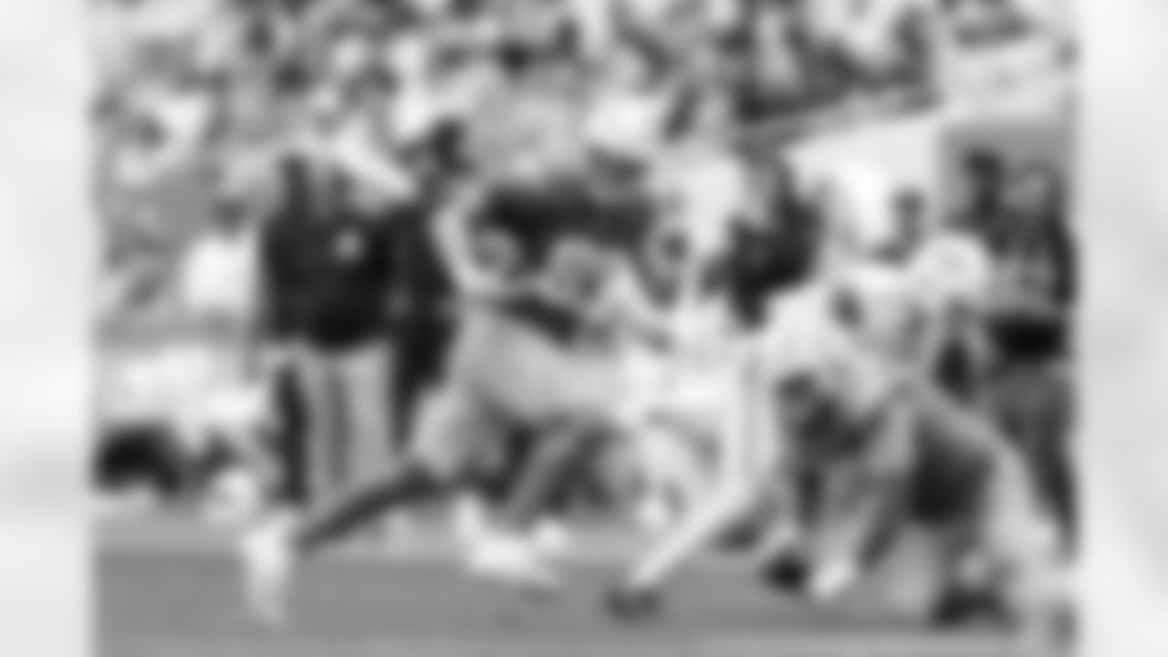 TE Will Dissly (89)